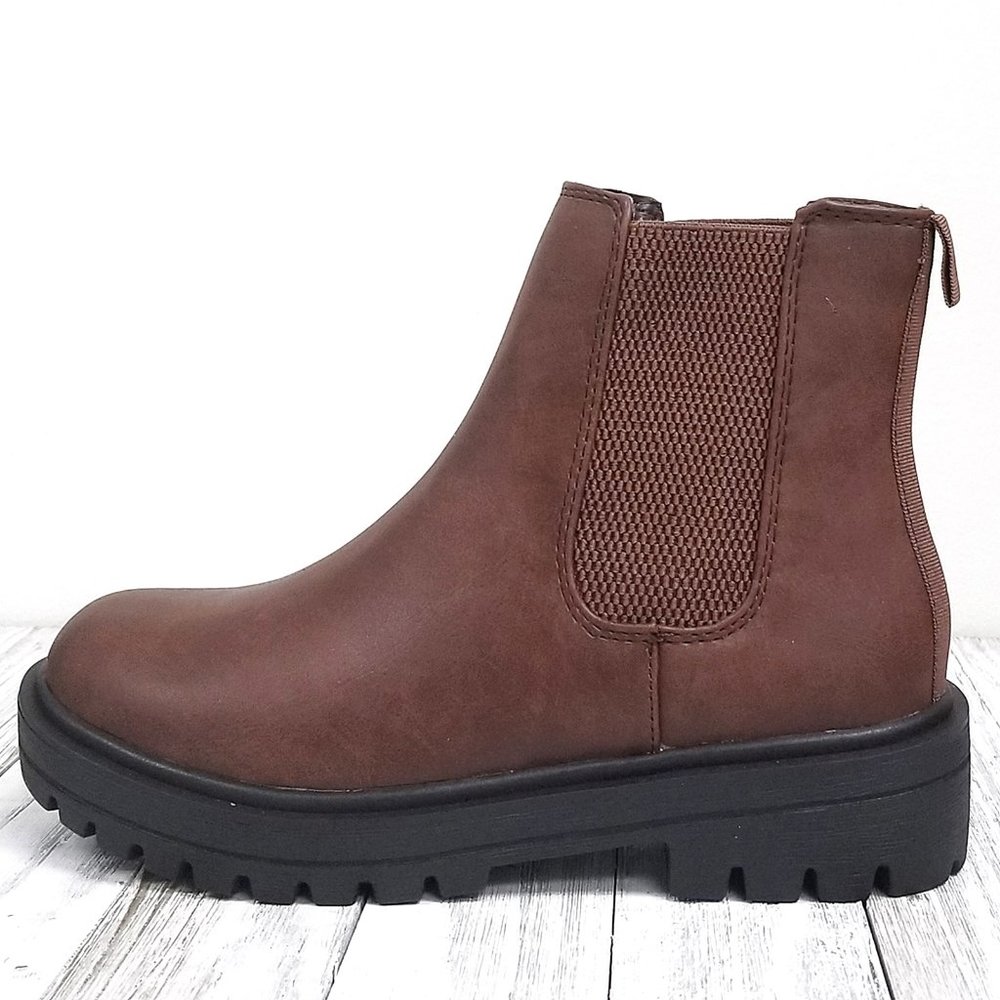 New Brown Chelsea Combat Boots Ankle Booties